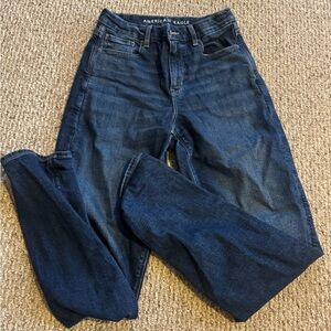 Dark wash American Eagle stretch curvy mom jeans